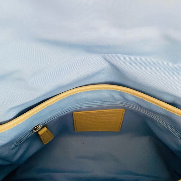 Beautiful vintage Coach pocketbook - Picture 5 of 7